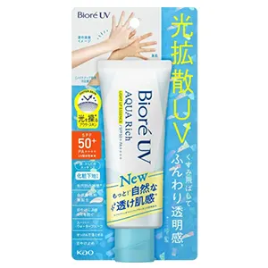 ビオレUV アクアリッチ ライトアップエッセンス